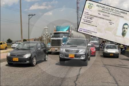 Polémica por nuevo seguro obligatorio para todos los conductores licenciados en Colombia