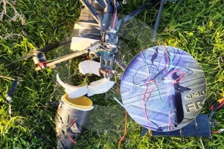 Dron con explosivos hallado cerca de Catam usaba tecnología de fibra óptica imposible de bloquear
