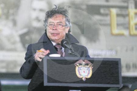 Petro sigue cuestionando las elecciones pese a que fueron "las más tranquilas" de años recientes