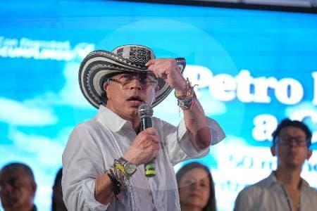 Petro desata polémica en Córdoba con discurso electoral después de orden del Consejo de Estado