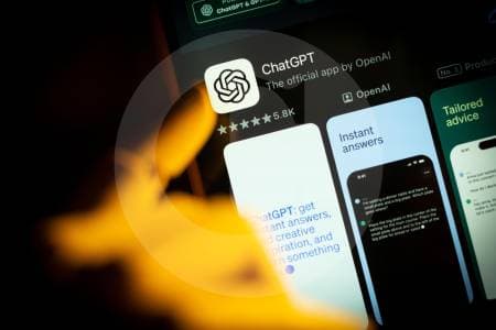 La IA te dice que sí a todo: estudio revela el peligro de confiar ciegamente en chatbots