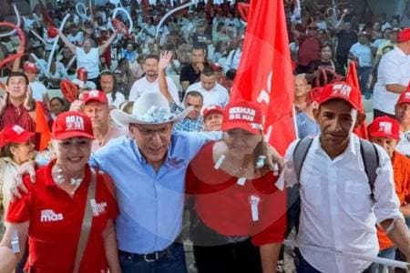 Roy Barreras mueve fichas liberales en todo el país: ¿le alcanzarán para la consulta del 8 de marzo?