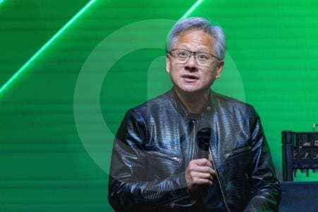 Jensen Huang defiende salarios altos mientras la IA genera tensión laboral en el mundo tech