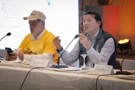 Registraduría entrega código electoral al procurador en respuesta a cuestionamientos de Petro