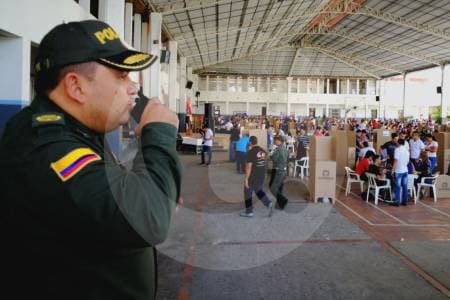 La Policía desplegará 120.000 uniformados para blindar las elecciones presidenciales este domingo
