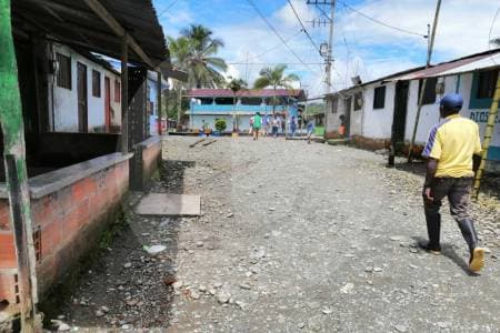 En enero, más de 21 mil colombianos huyeron o quedaron atrapados por la violencia armada