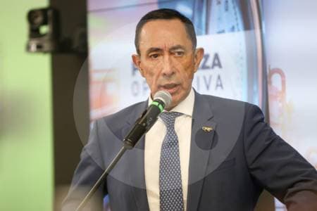 Casi 58 mil millones pasaron por cuentas de Ricardo Roa durante campaña de Petro