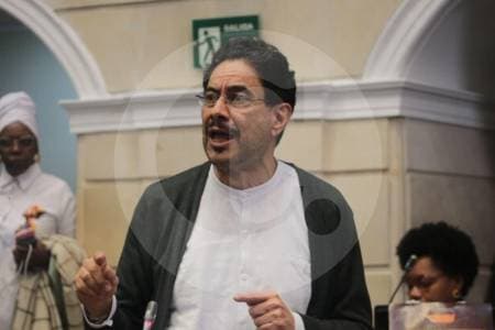 Cepeda puede ser senador aunque no reconozca a De la Espriella, dicen expertos en derecho electoral