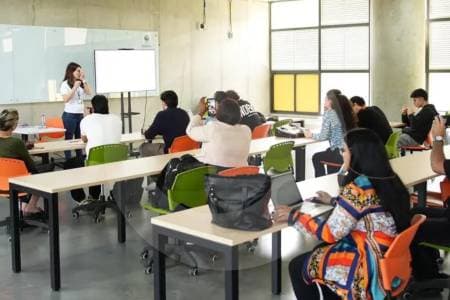 Cien becas de maestría en el exterior: la oportunidad que abre Colombia para talentos de regiones