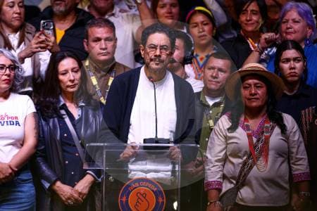 Iván Cepeda asume responsabilidad por su derrota presidencial: "Los errores fueron míos"