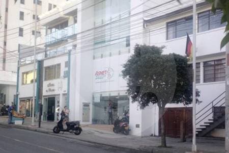 Trabajadores de Asmet Salud sin salario hace dos meses: sindicato amenaza con paro