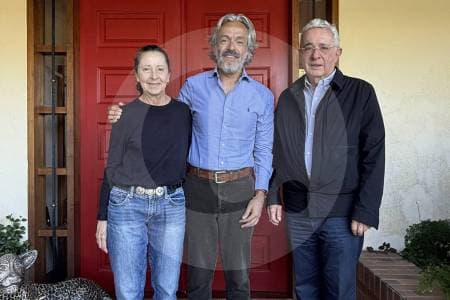 Oviedo visitó a Uribe en Rionegro: ¿señales políticas o solo un acto de respeto?