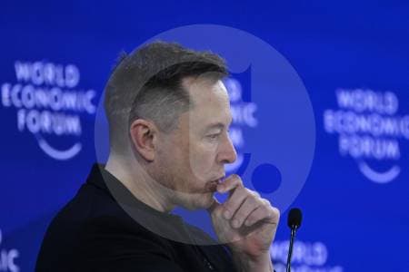 Elon Musk admite que "no construyó bien" xAI y la refunda desde cero tras salida masiva de socios