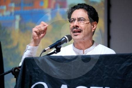 Cepeda reconoce corrupción en gobierno Petro pero evita señalar responsables