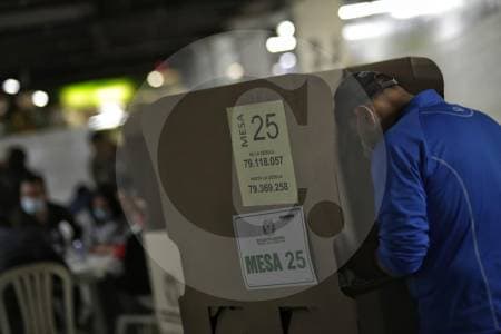 Colombia elige nuevo Congreso y candidatos presidenciales en comicios de 2026