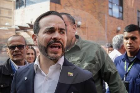 Periodista denuncia acoso de De la Espriella en entrevista: "Me sentí vulnerada y asqueada"