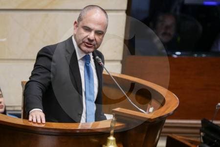 Centro Democrático acepta derrota de Paloma Valencia y cierra filas con Abelardo para segunda vuelta