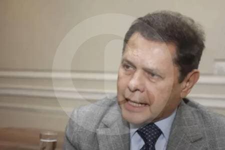 Juez ordena libertad condicional de Carlos Mattos, pero su salida de prisión aún no es segura