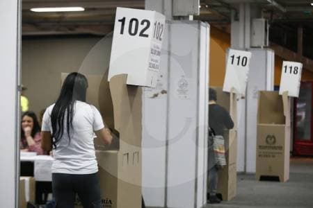 Vota el 8 de marzo y gana beneficios: medio día libre, descuentos y ventajas en concursos