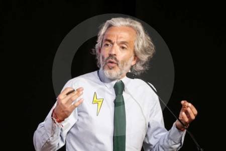 Oviedo acusa a Abelardo de intentar debilitar a Paloma por ser mujer