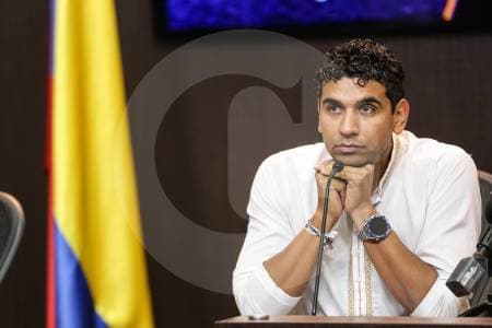 Corte Suprema cita a David Racero a indagatoria por caso del fruver mientras busca reelegirse