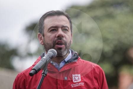Galán anuncia medidas contra paseos millonarios mientras debate cifras de secuestro en Bogotá