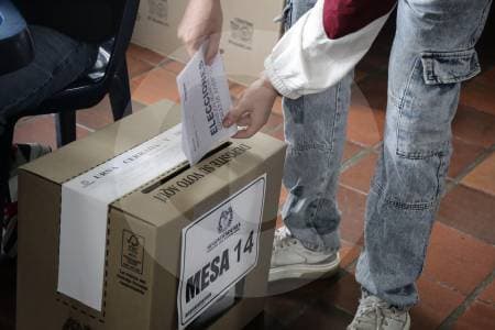 Trabajo advierte a empresas: interferir en el voto de empleados acarrea sanciones graves