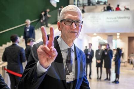 Apple cambia de timón: Tim Cook se va, llega John Ternus como nuevo CEO