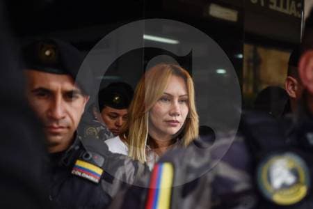 Sandra Ortiz reaparece en el Congreso pidiendo dinero prestado tras salir de prisión