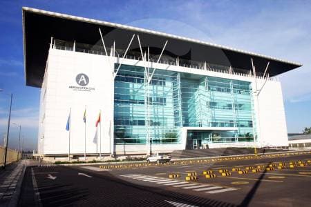 Aerocivil bajo la lupa: falta de controladores, sobresueldos y nepotismo preocupan a la Procuraduría