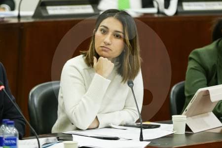 Laura Sarabia renuncia como embajadora en Reino Unido y se va con el gobierno Petro