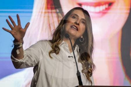 Liberales respaldan a Paloma Valencia con promesa de no tocar la Constitución