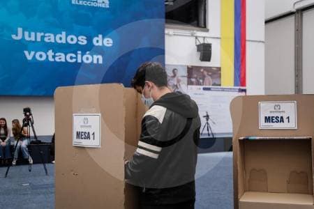 Segundo turno presidencial transcurre con normalidad en casi todas las capitales; solo Mitú reporta inconvenientes