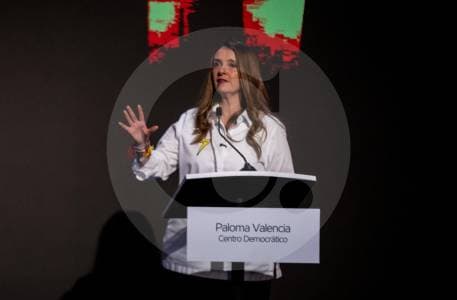 Paloma Valencia abre la puerta a extraditar a Petro si hay pruebas; López y Fajardo la cierran