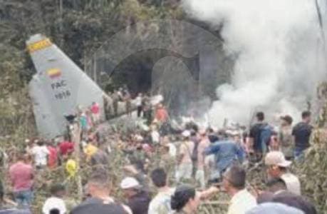 Militares se lanzaron del avión en Putumayo antes de que colisionara, dice autoridad