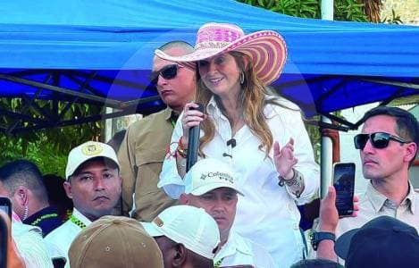 Gobierno alerta a Paloma Valencia de atentado y luego niega que existiera