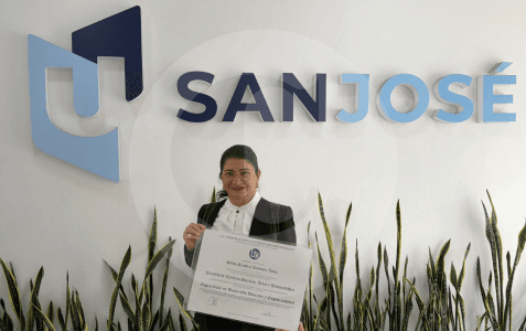 Denuncian que título de senadora Sandra Ramírez sería irregular: San José no tendría autorización