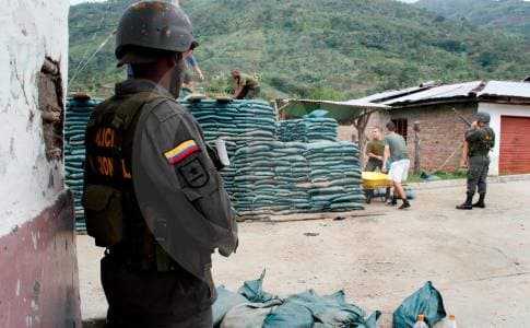 Disidencias de las Farc intensifican ataques en el Cauca con drones y explosivos