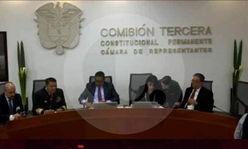 Inteligencia colombiana dice que no tiene pruebas de planes de atentado contra candidatos