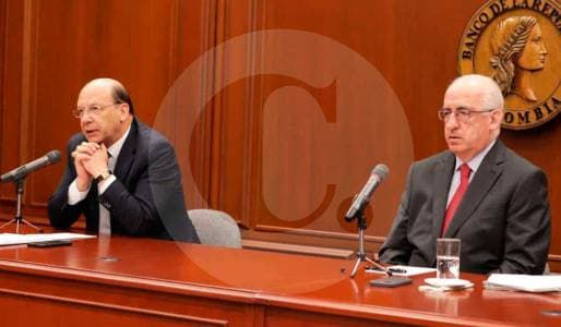 Tasas altas hunden a los bancos: pérdidas crecieron 267% mientras Petro enfrenta al Banrep