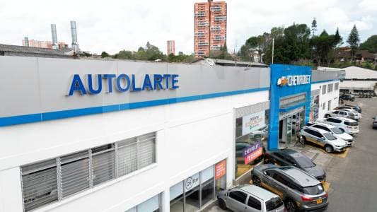Autolarte-Moevo apuesta $7.000 millones en autos eléctricos para mantener relevancia a los 75 años