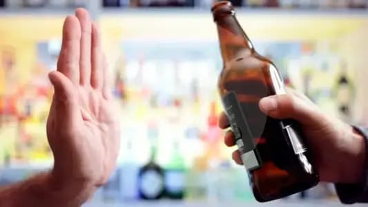 Los jóvenes beben menos cerveza: así la industria apuesta por bebidas sin alcohol para sobrevivir