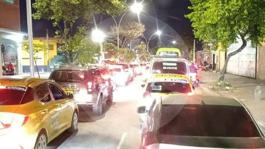 Campesinos de Santander cierran vías principales por avalúos que triplicaron el predial