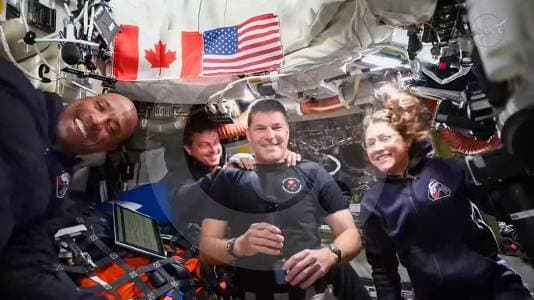 En el espacio también falla: los inodoros, la orina congelada y Outlook que acosaron a Artemis II