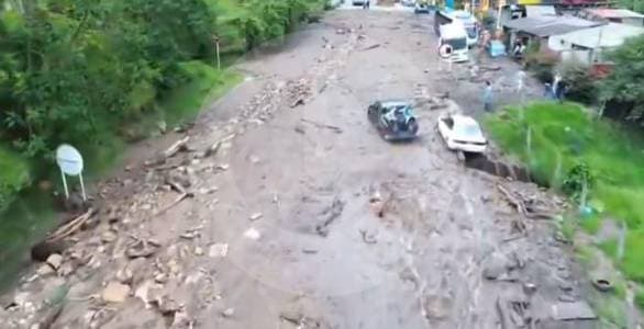 Vía Mosquera-La Mesa reabre para el puente festivo, pero con alto riesgo y restricciones