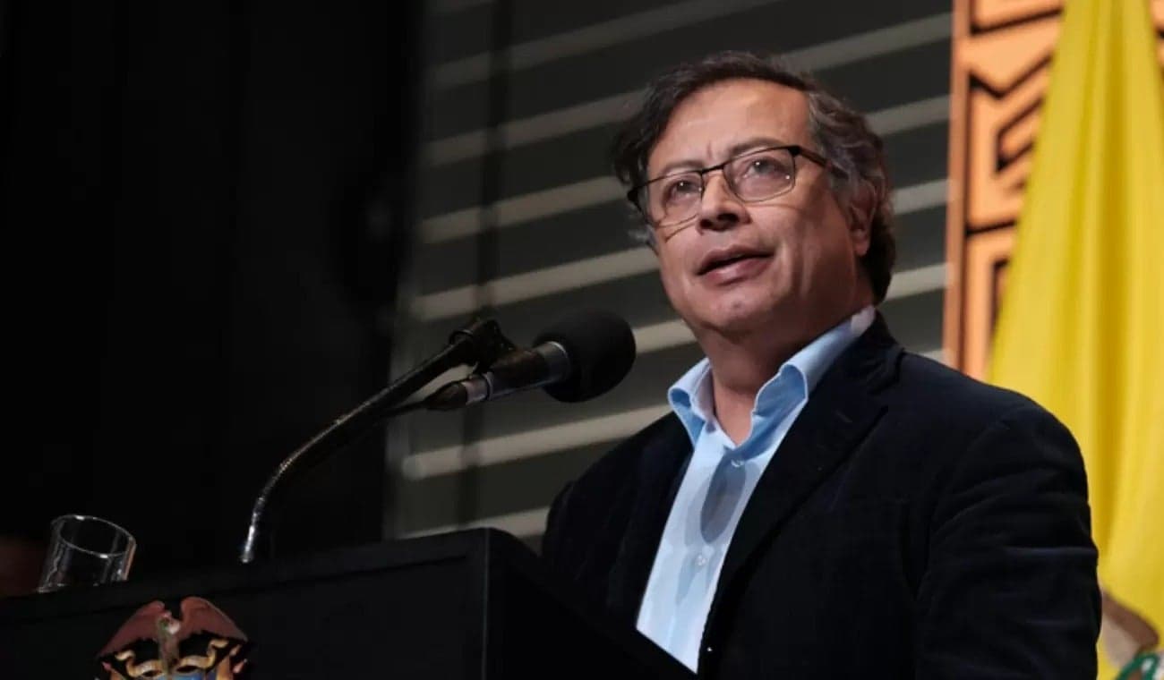 Petro acata fallo judicial y reconoce inocencia de hermanos Moreno Mejía, pero reeditará su libro
