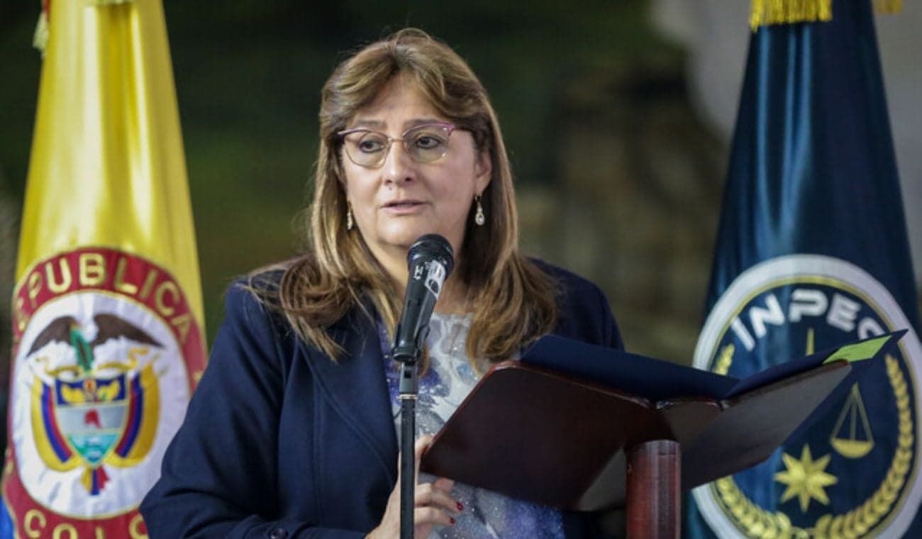 Exministra Buitrago denuncia amenazas de senadora por operativos en cárceles