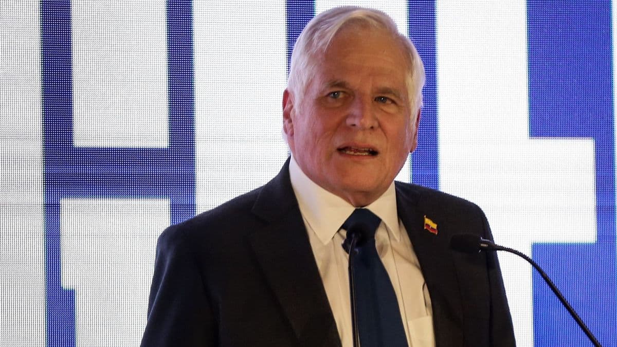 Miguel Uribe Londoño lleva amenazas a fiscales del caso de su hijo ante la CIDH