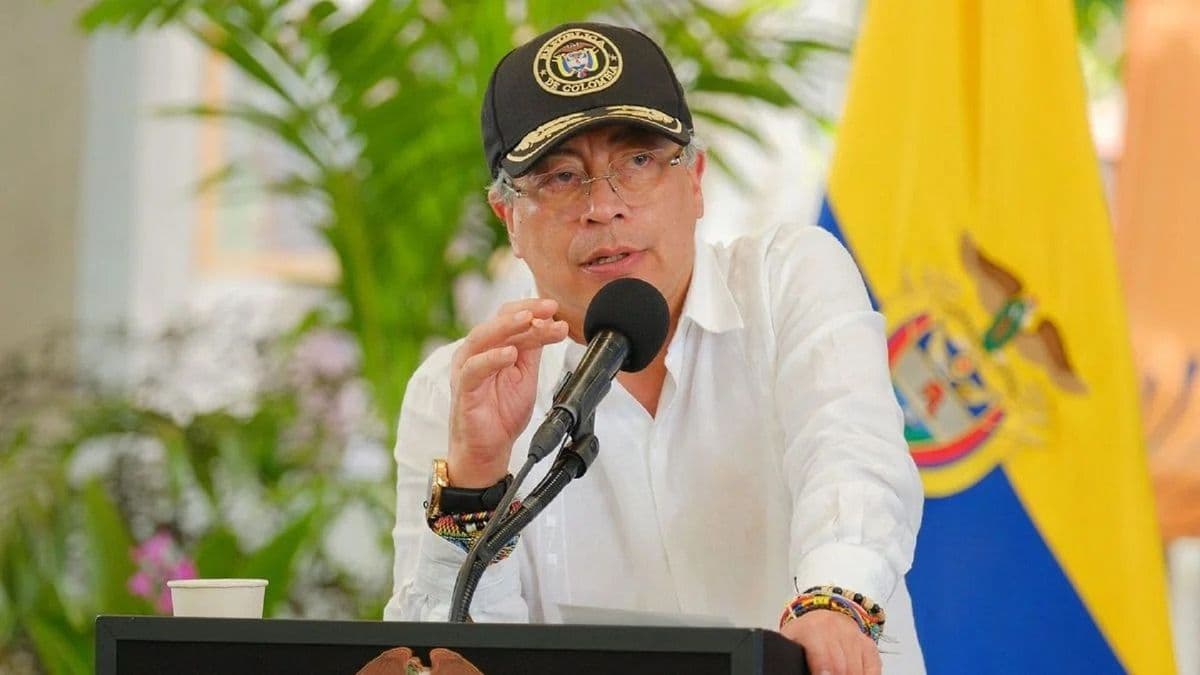 Petro sanciona ley que llevará justicia especializada al campo y entrega 3.600 hectáreas en Córdoba