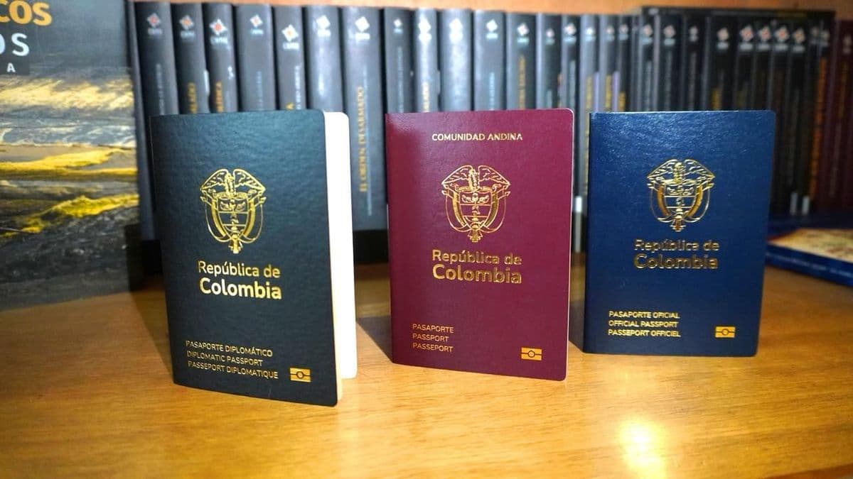 Colombia estrena nuevo pasaporte con chip y diseño que exalta la identidad nacional